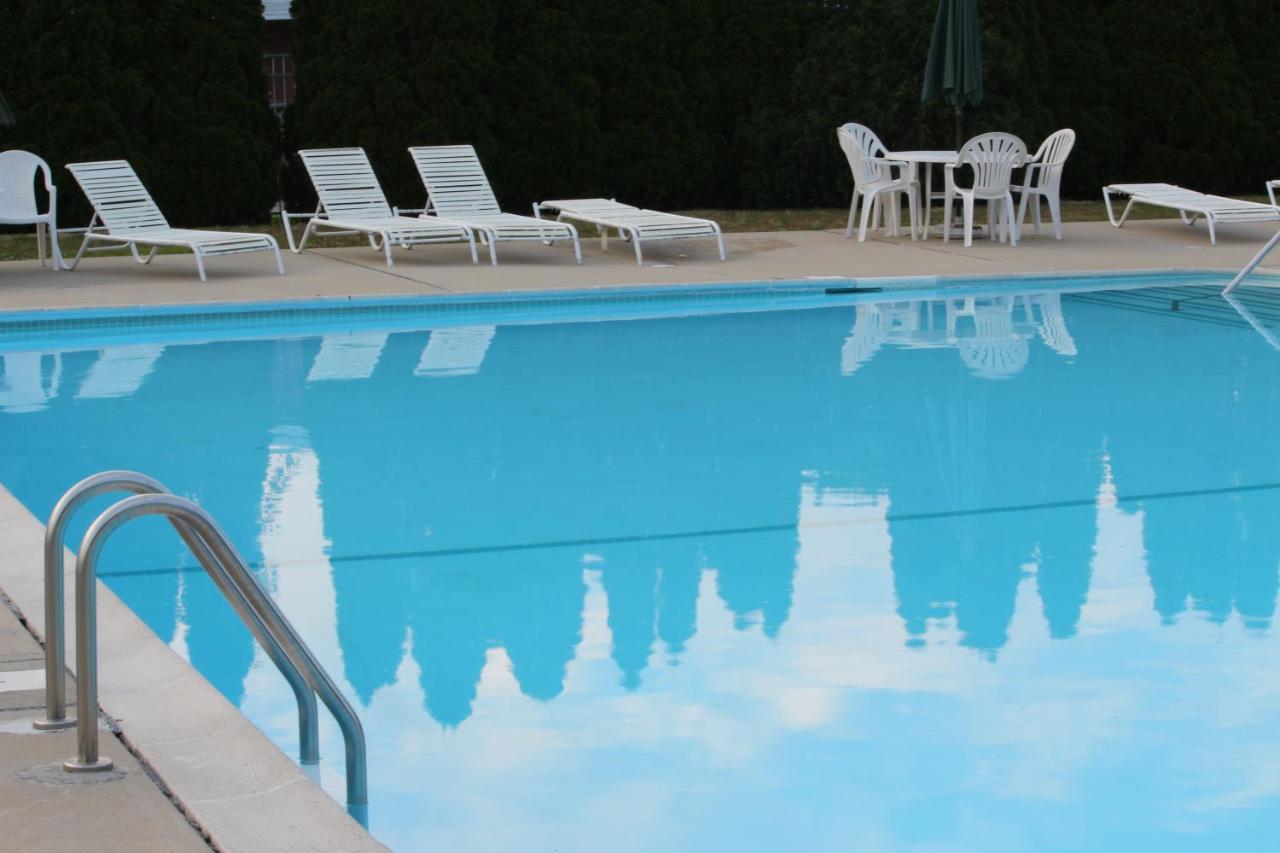 Motel Tides At Stehli 3*